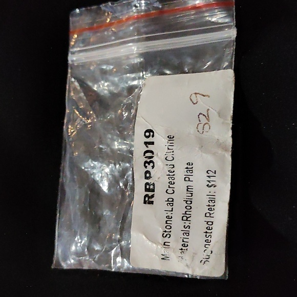 Bomb Party Ring - Picture 4 of 4